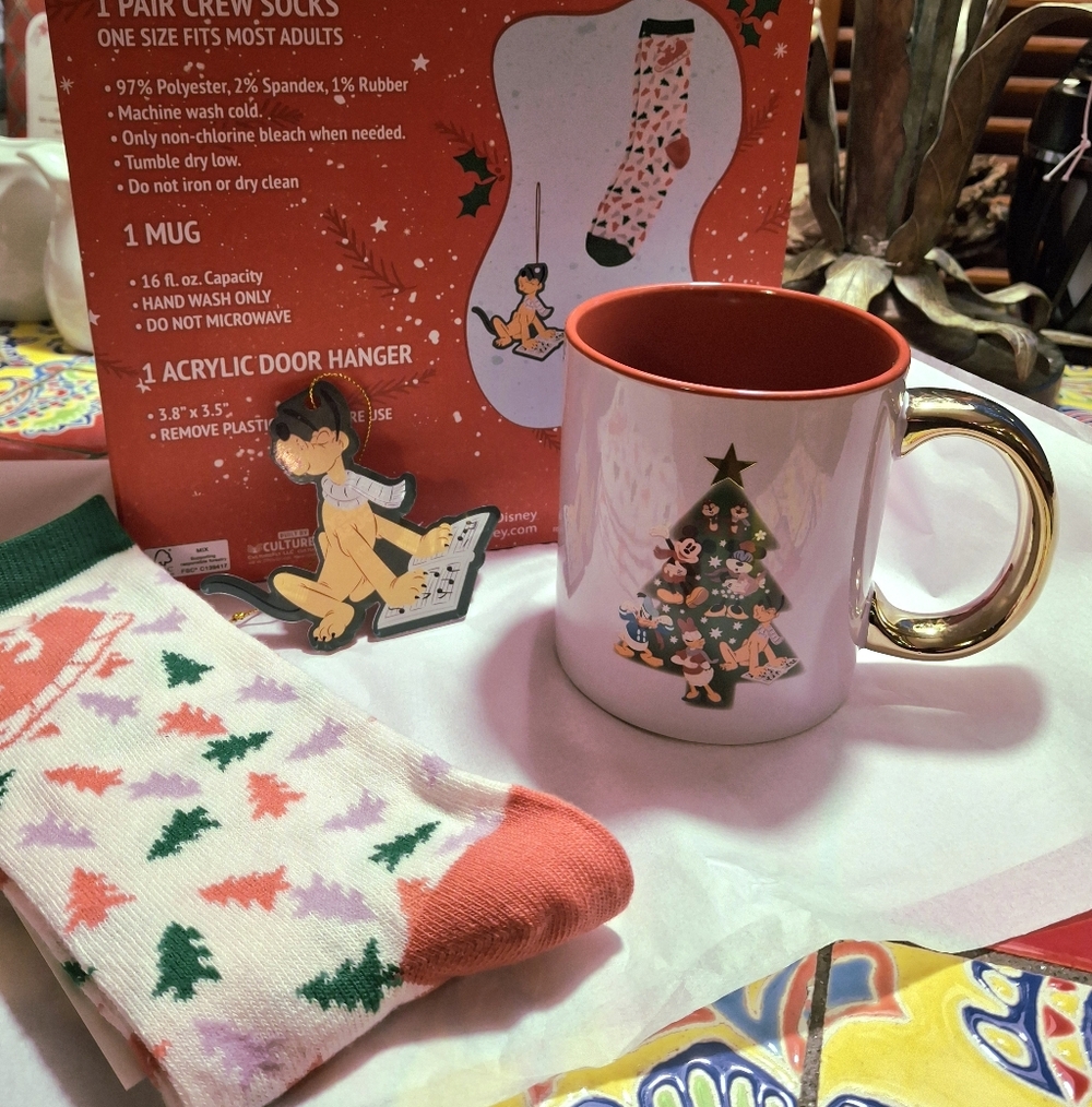 Disney Mickey Mouse & Pluto Christmas Classic Mug, Socks & Ornament Set NEW